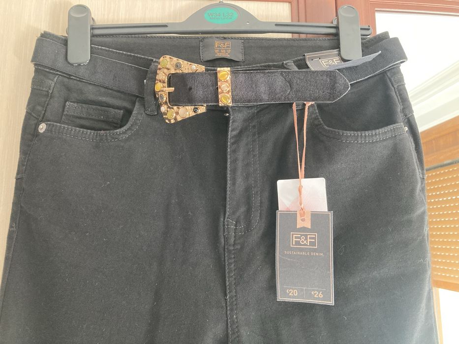 Чисто нов Дамски панталон F&F