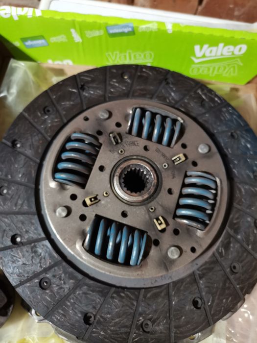 Съединител Valeo peugeot 307 бензин