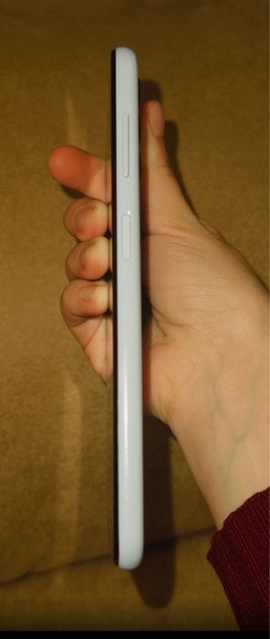 Продам сотовый телефон