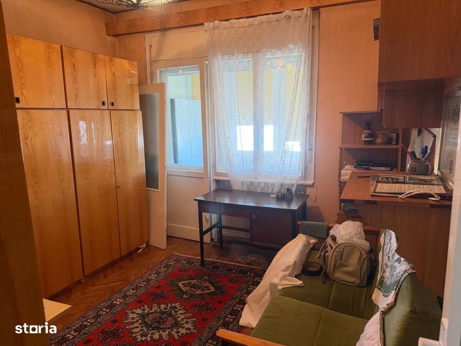 Apartament 3 camere,cu garaj,Zona Centrala — fotografia 3