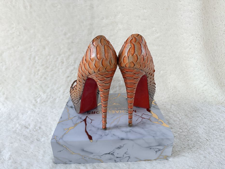 Christian  Louboutin sanda dama