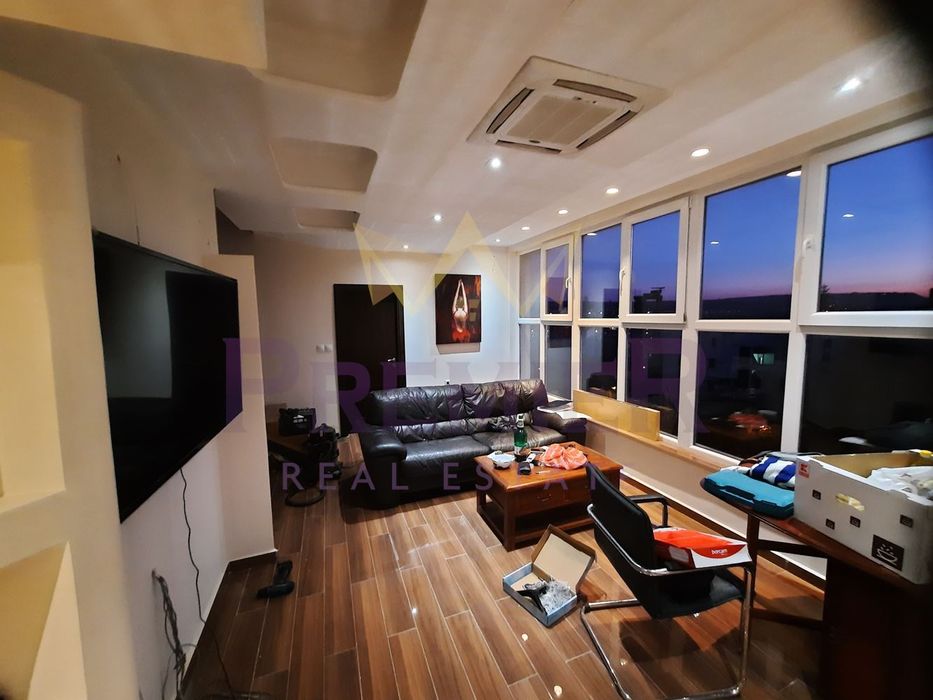 Продава се Тристаен апартамент в Варна, Бизнес хотел - 105 кв.м за 2016 €/кв.м - Снимка #3