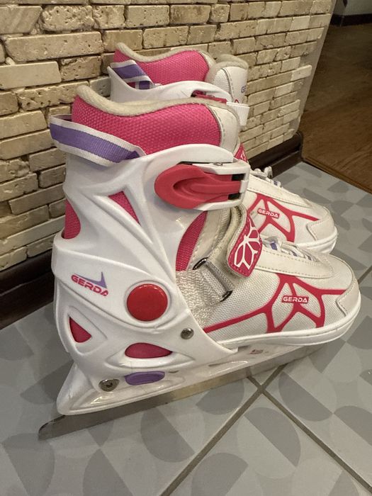 Продам коньки для девочки