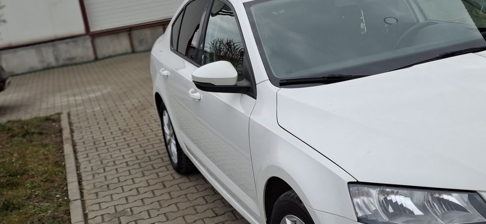 Vând Skoda octavia 3 1tsi 2016 140000km