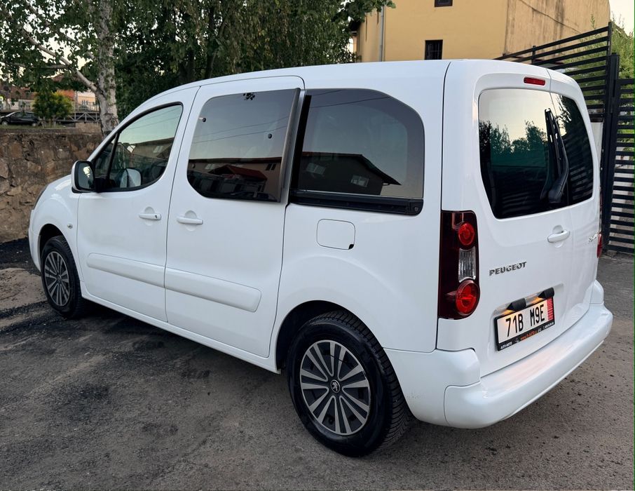 Peugeot partner 2017( doblo caddy)