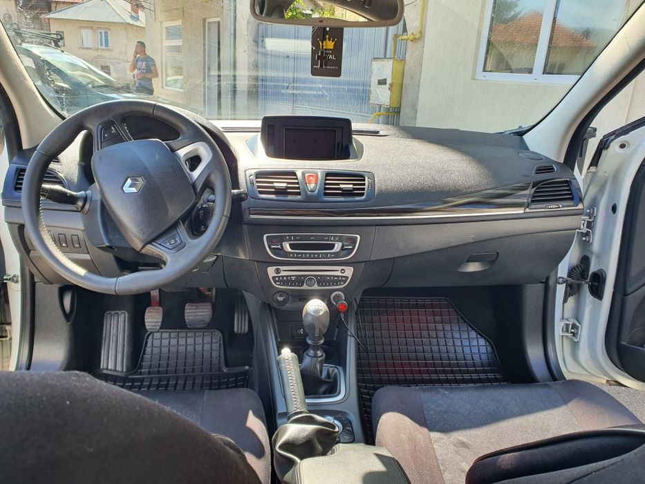 Megane 3 1.5 diesel din 2010