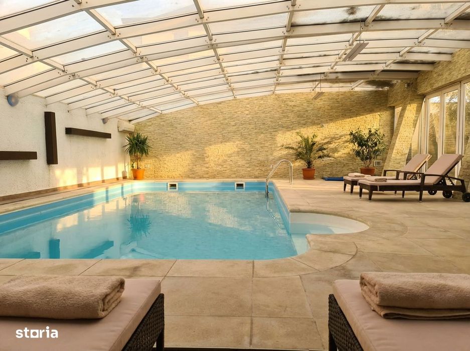 Casa ~ Piscina Acoperia ~ Garaj 2 Locuri ~ Teren 602 mp ~ Deosebita