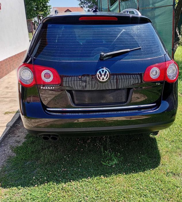 Vând Volkswagen Passat