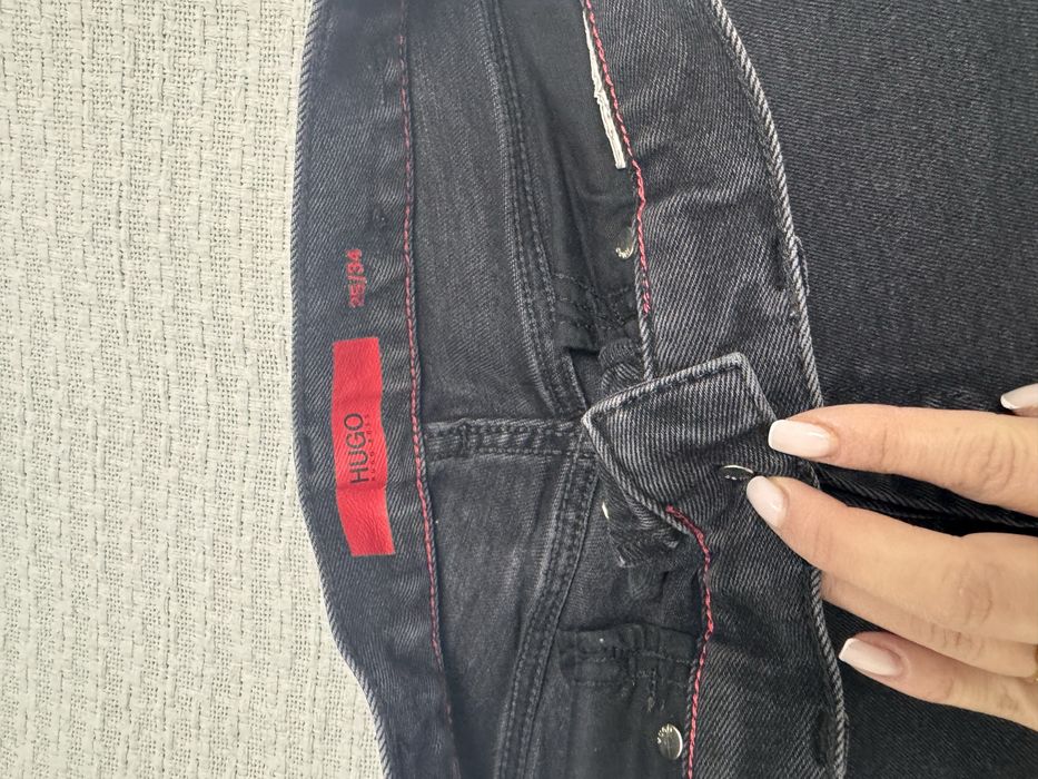 Pantaloni Hugo Boss