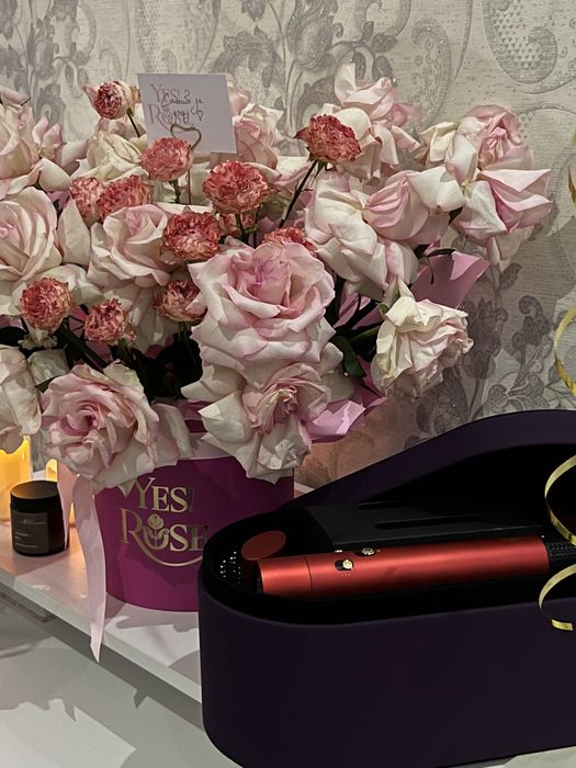 Продам фен стайлер Dyson