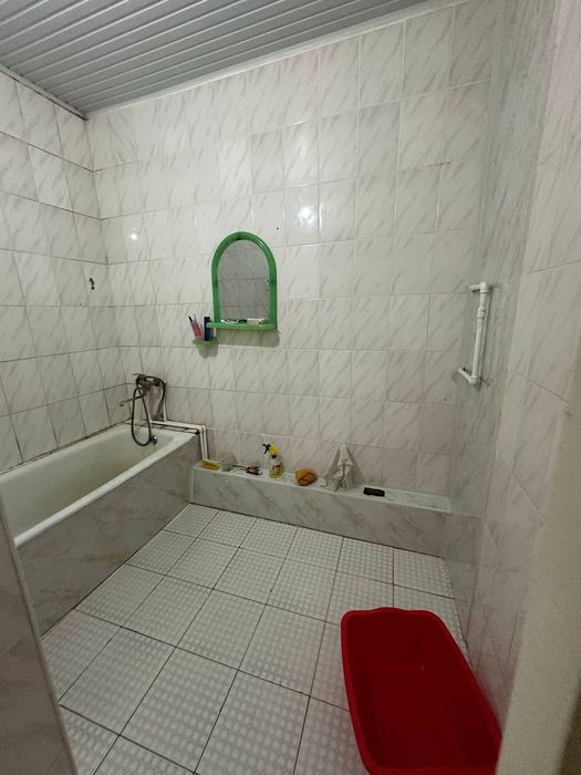 Chilonzor 23 kvartal 2 xonali uy oilaga ijaraga beriladi