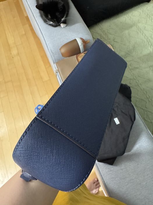 сумка DKNY как новая