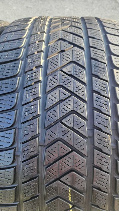 285/30 R21 • Iarna • Pirelli Sottozero 3 100W | 4 buc | Pret/buc