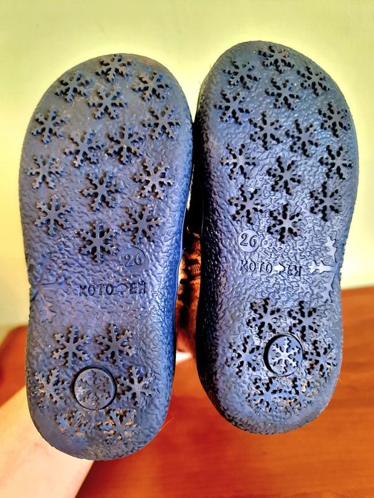 Продам детские Валенки