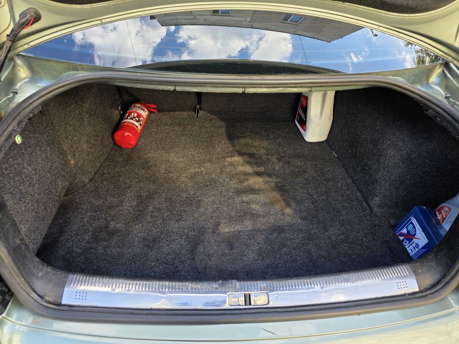 Продам машину Volkswagen Passat