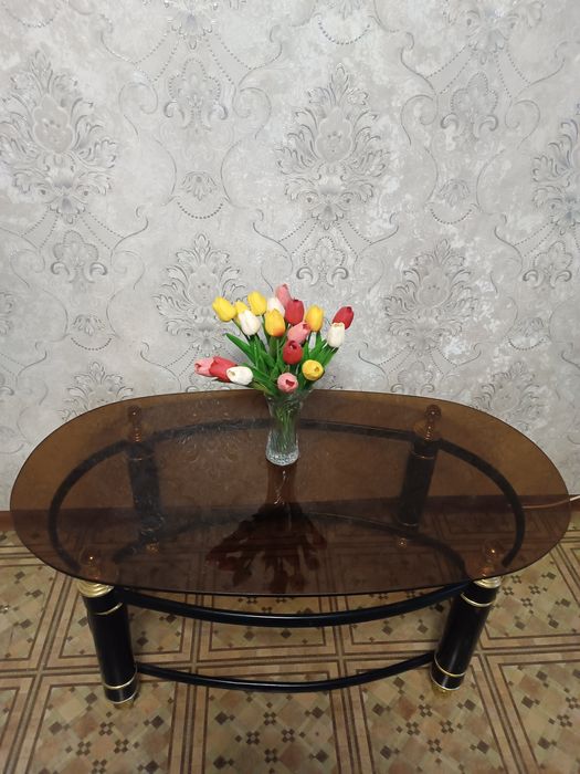 Стол стеклянный! Продам
