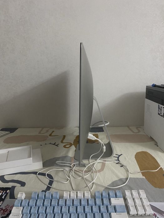 Продам Apple iMac 21,5” Retina 4K (2019).