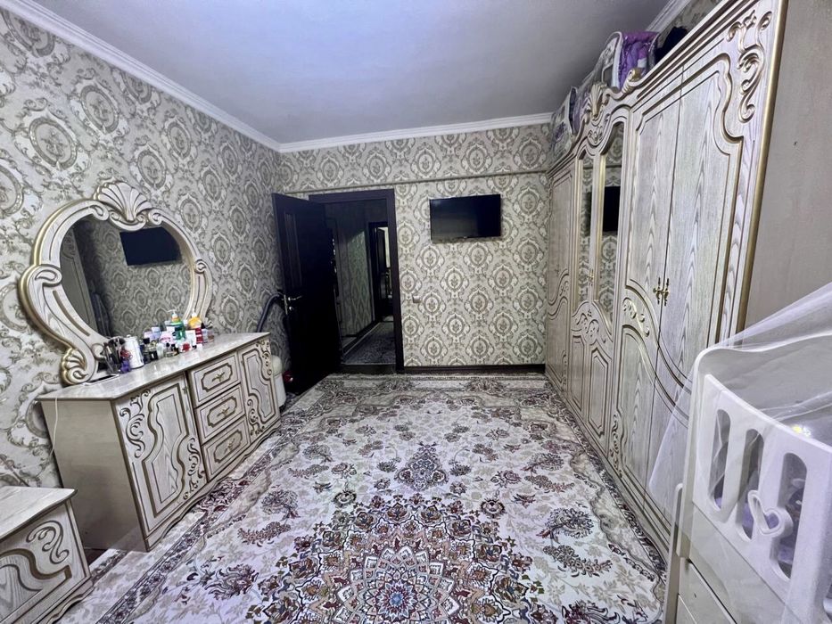 Продаётся 3 комнатная квартира в корасарой