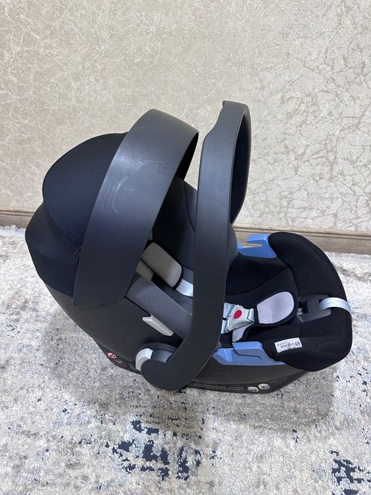 Автокресло Cybex Aton