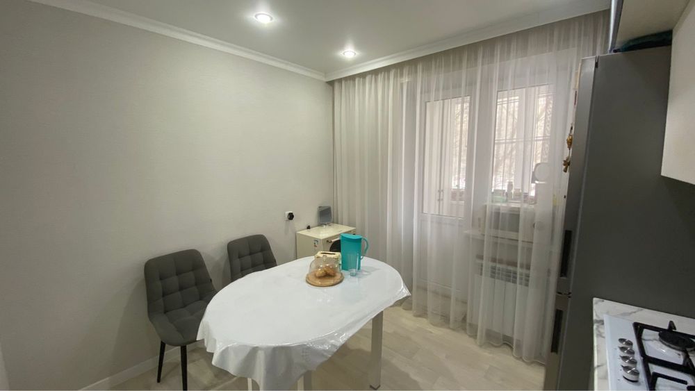 Продам 2 х ком квартиру