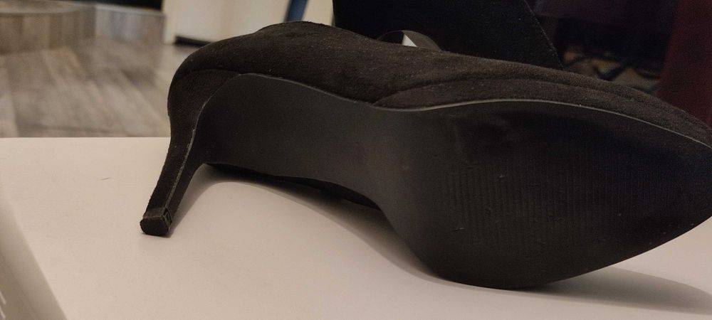 Дамски обувки на ток, велур