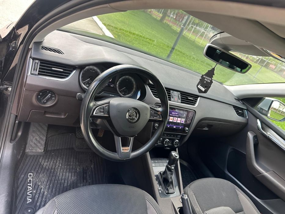Skoda octavia scout 2019 2000tdi automata 184cp