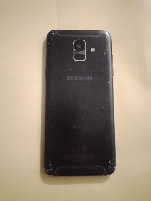 Ecran defect A6 dar placa buna
