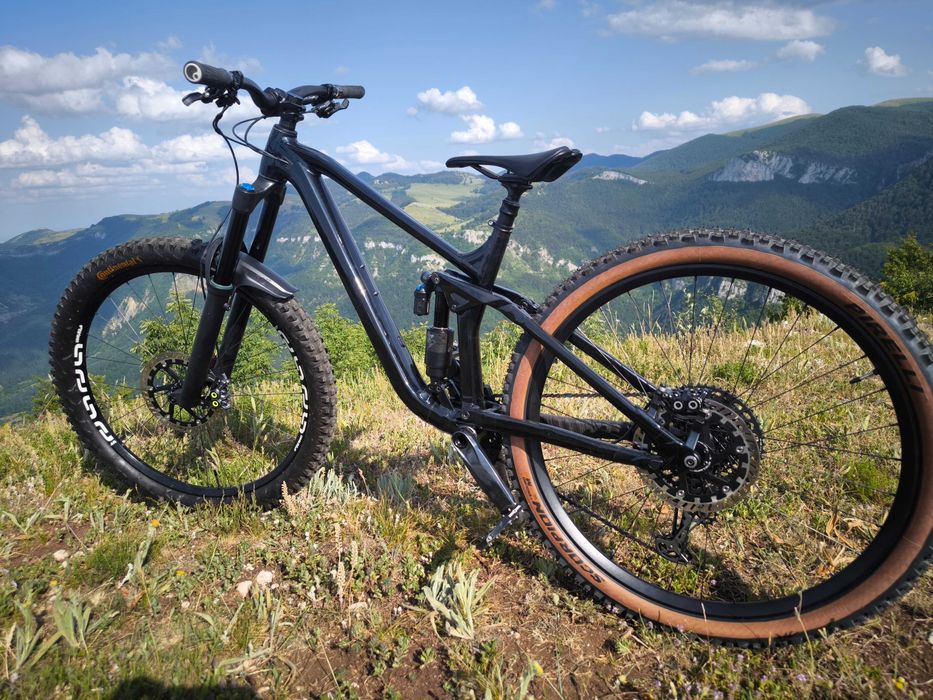 Cube stereo 170 , 2022