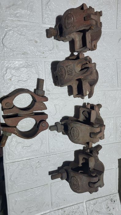 Продам скобы для лесов