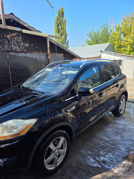 Ford Kuga 2.0 / 136 CP / 2009 / Manuală