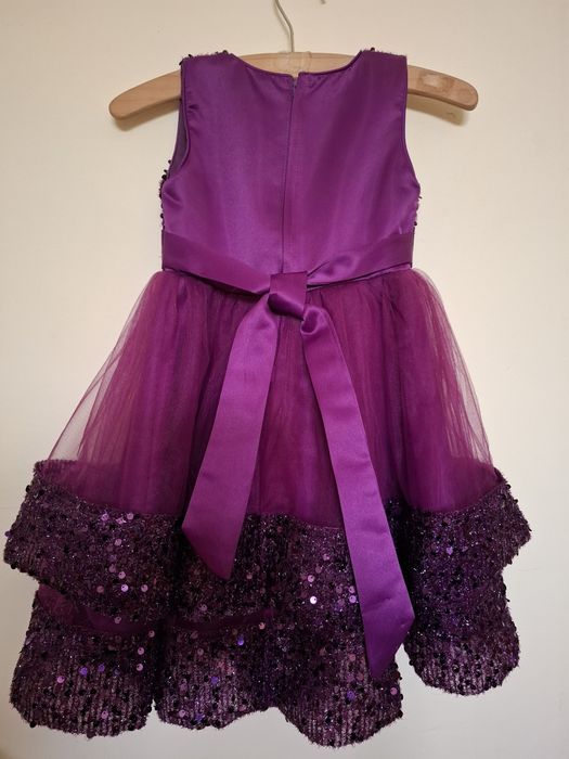 Платье праздничное для девочки 98см