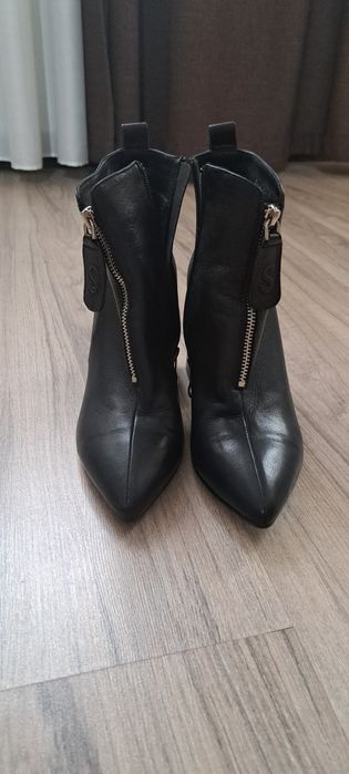 Ботильоны почти новые 39