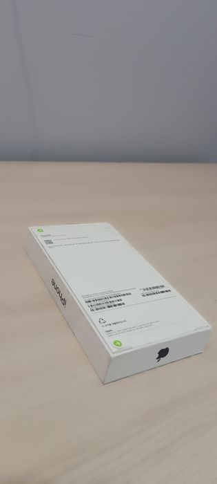 IPhone 16e смартфон