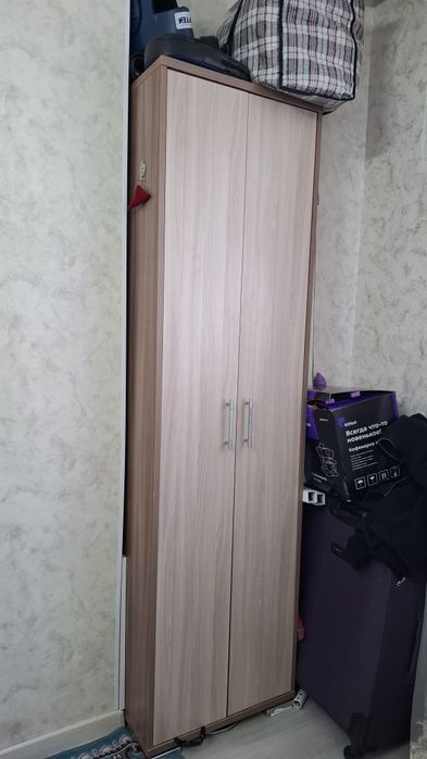 Срочно продам шкаф