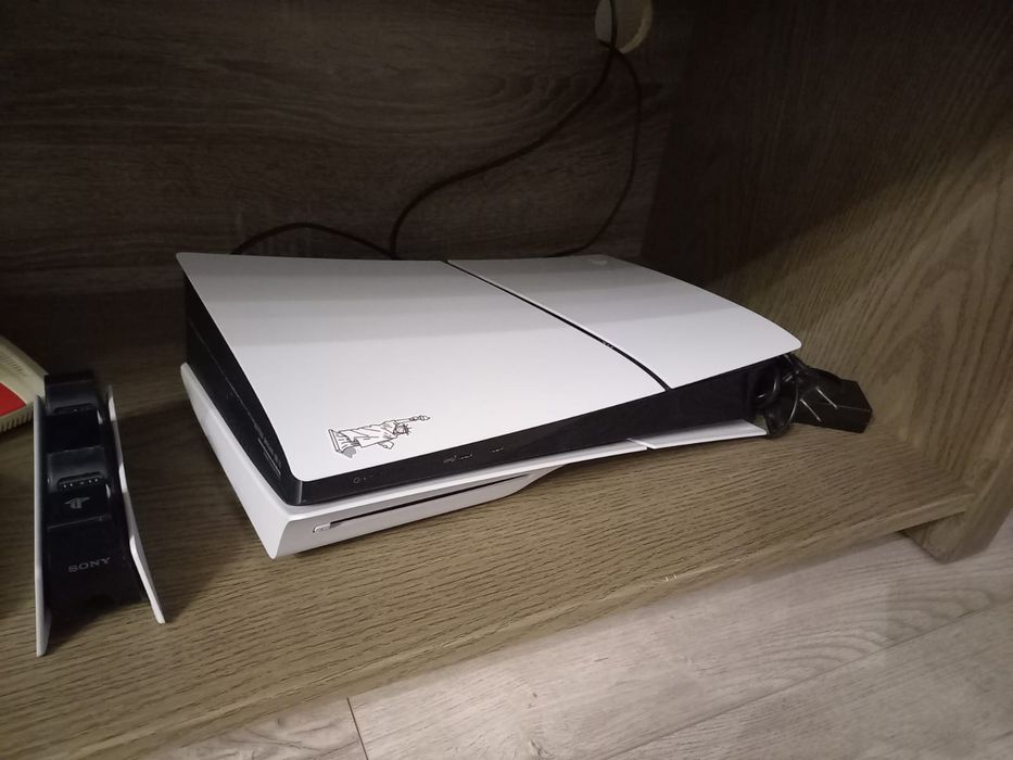 Play station 5 slim