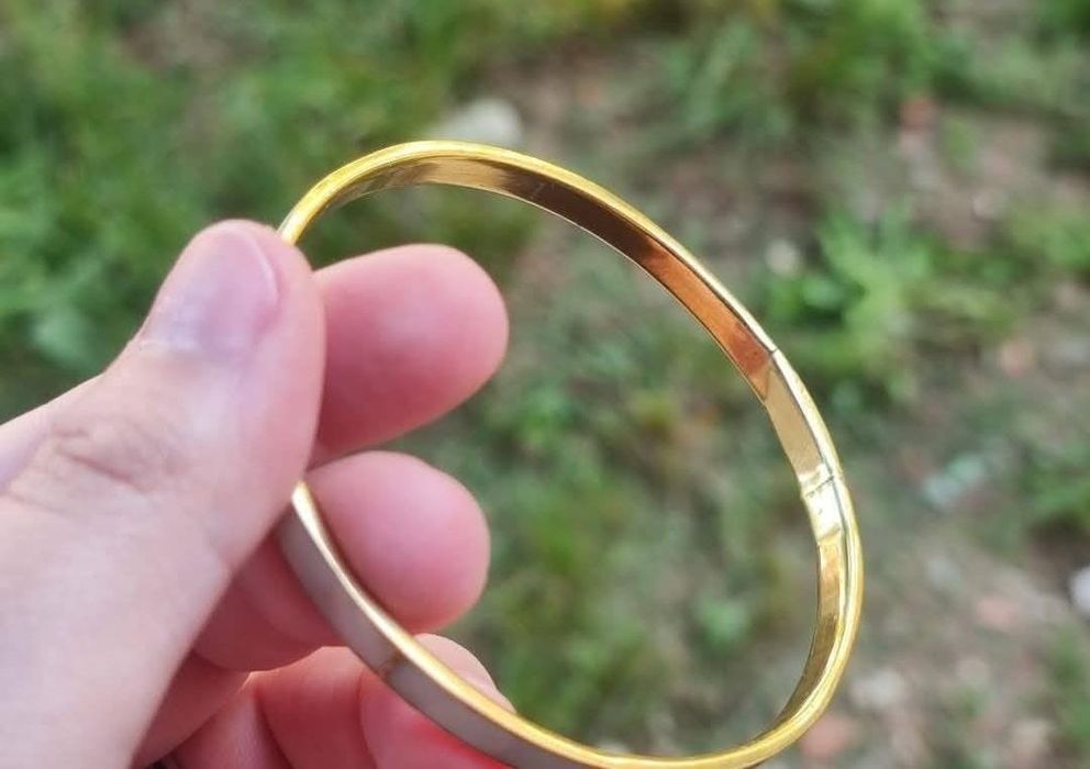 Veche bratara din alama cu sidef incrustat, copii