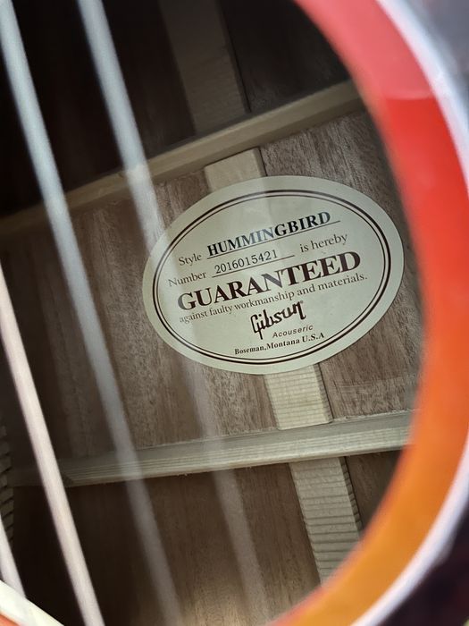 Gibson Hummingbird