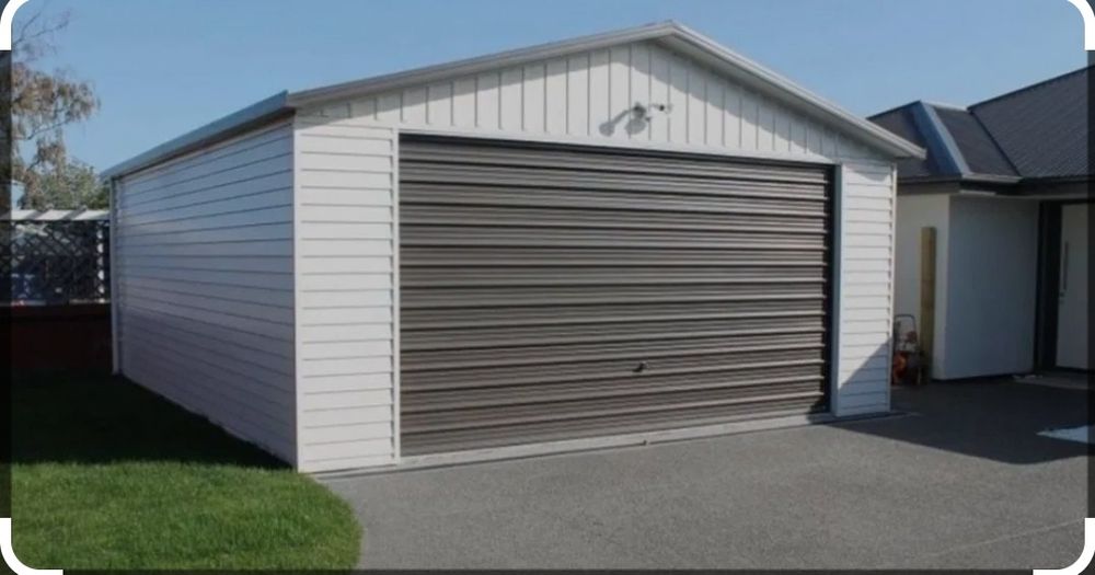 Vindem garaj la super pret