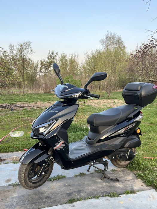 продам мопед м8 про