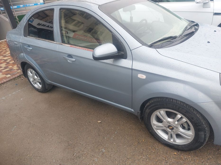 Нексия равон сотилади беживий салон