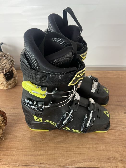Ски обувки Fisher JR 24.5 и ски Fisher 130