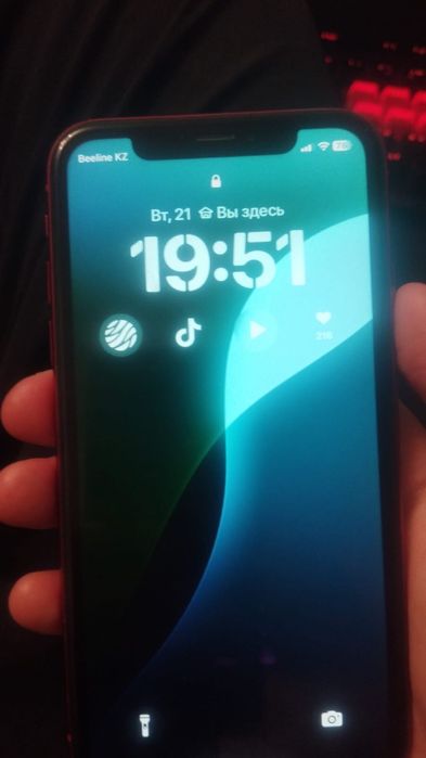 Продам iphone Xr