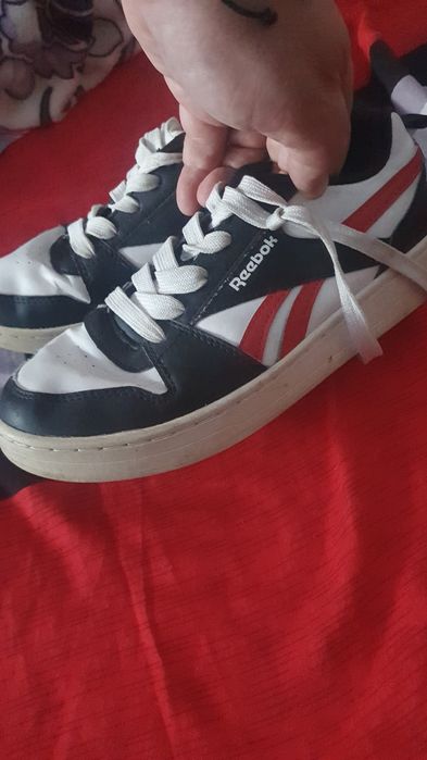 Adidași rebook noi 36.5