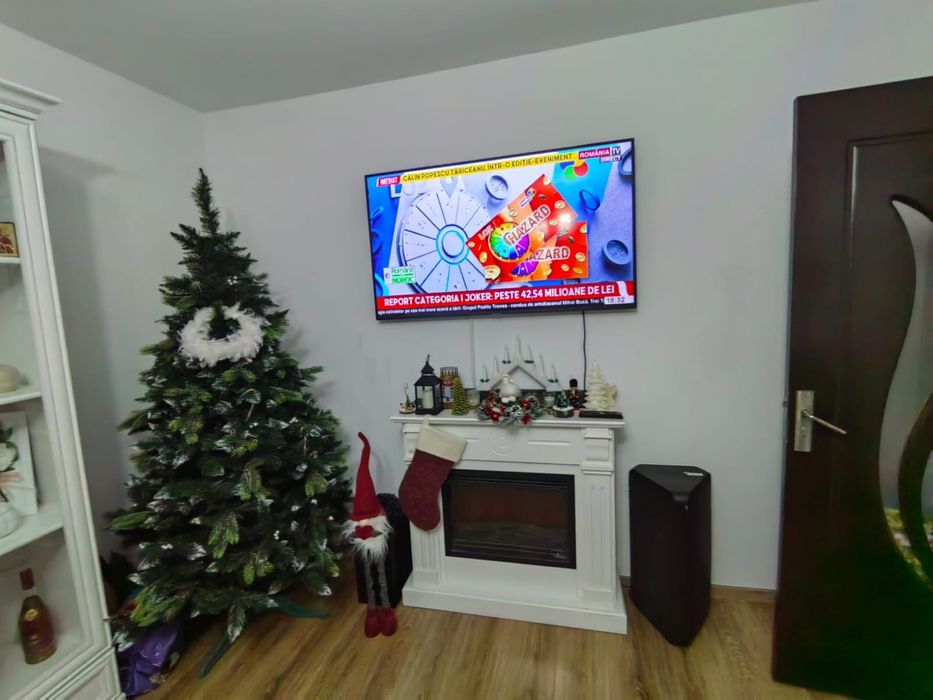 Vand apartament cu o suprafata de 58 mp, situata etajul 2/4.