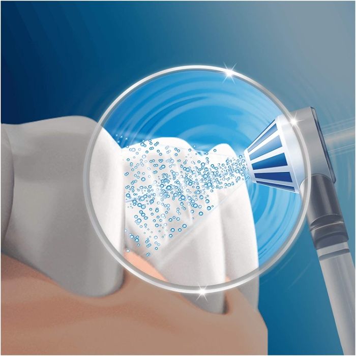 Oral-B Oral Care Center PRO 2000 електрическа четка+ Oxyjet Oral ирига