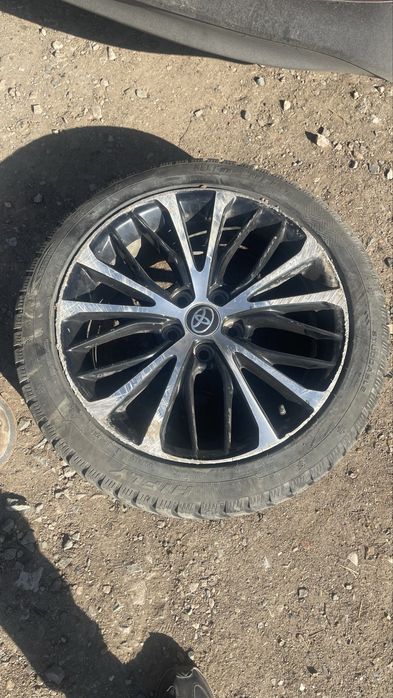 Диск и шины тойота r18
