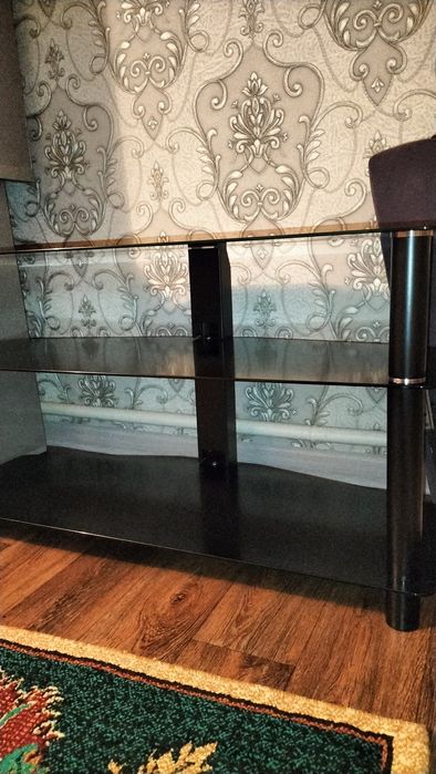 Продается подставка под телевизор