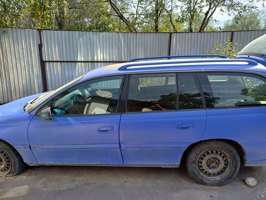 Опель омега б  1995г