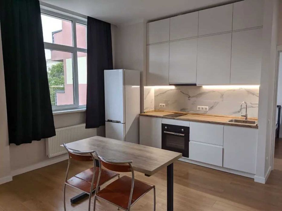 Двустаен имот в Център-ЦУМ