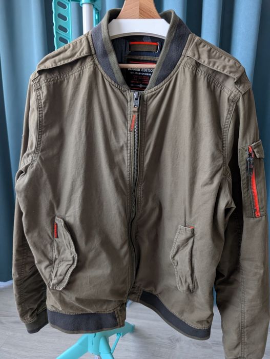 Geaca barbati bomber Superdry